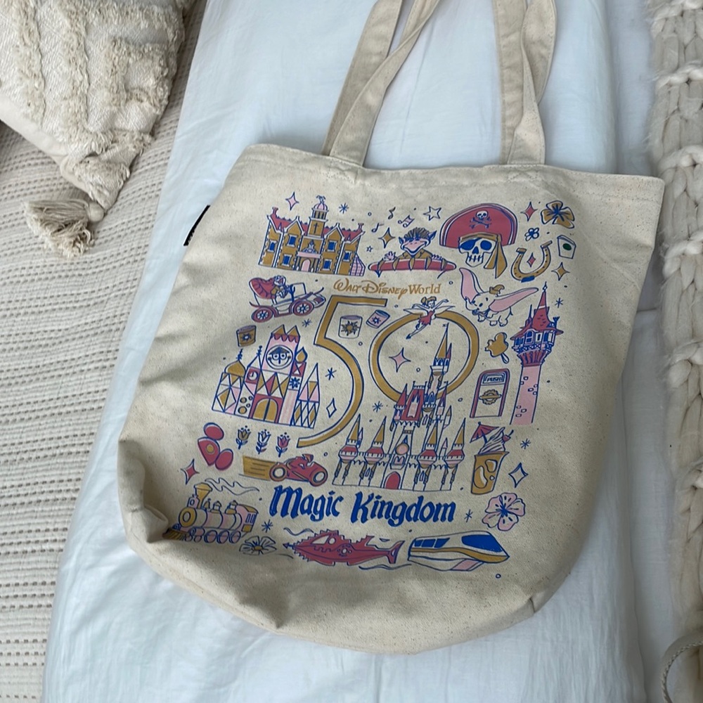 Disney World 50th Anniversary
Starbucks Magic Kingdom Canvas tote